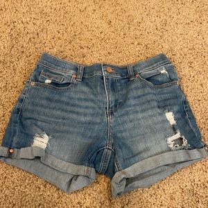 Soho Ripped Jean Shorts Size 4